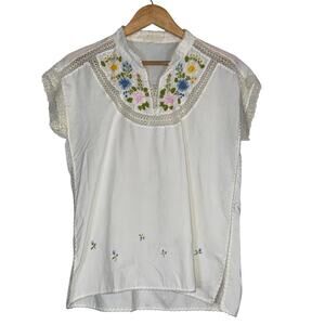 Vintage 70s Boho Cottage White Tunic Blouse Medium Floral Embroidered Crochet